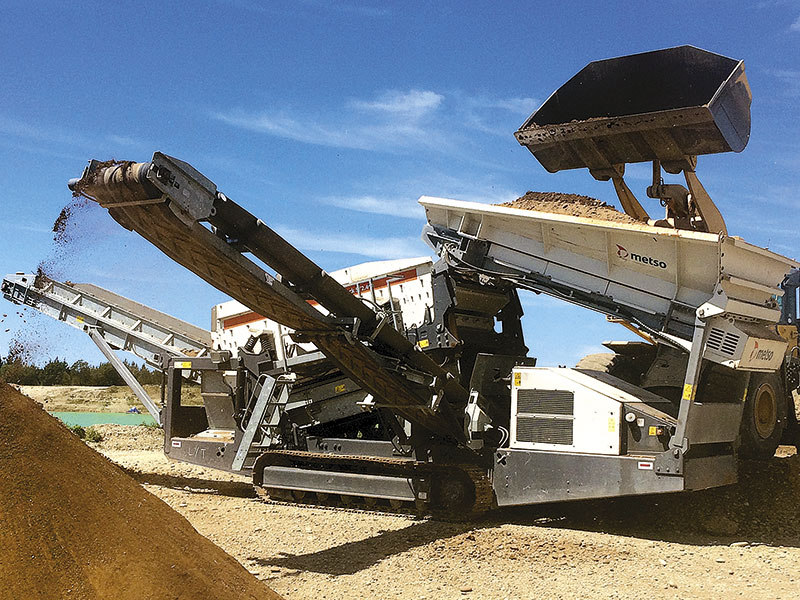 Metso Mobile Screen Product feature: MIMICO's Metso mobile screens