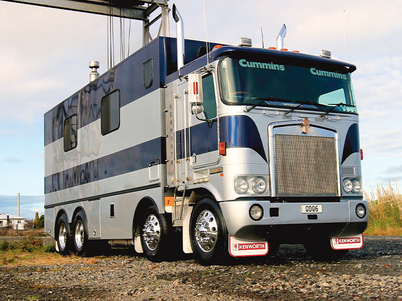 Kenworth K104 motorhome
