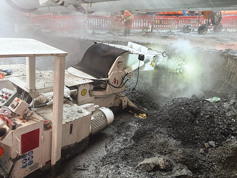 Boss Attachments: Antraquip and Xcentric