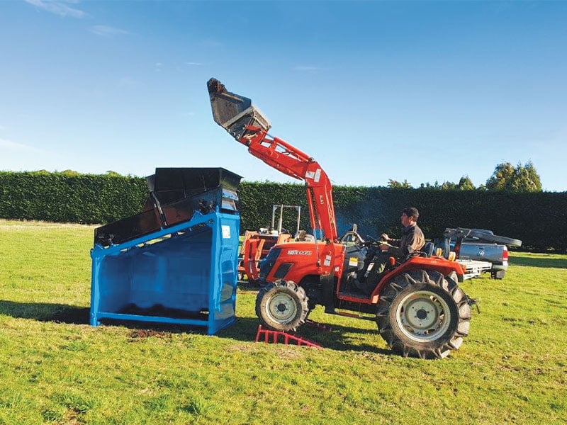 Sumitomo SH240-5 excavator - Deals on Wheels